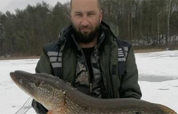 Рыбак в Волковысском районе выловил огромную щуку