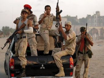 Ливийские повстанцы начали штурм Бани-Валида