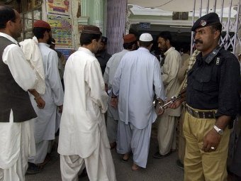 В Пакистане заминировали ботинок депутата