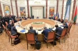 Переговоры президентов в Минске длились около 4 часов