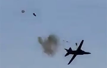 В США во время авиашоу разбился истребитель МиГ-23