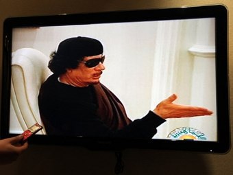 Каддафи появился в телеэфире впервые после гибели сына