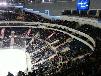 Белорусский гимн перед хоккейным матчем минского "Динамо" впервые исполнят зрители