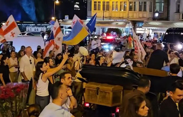 В Грузии начались протесты после скандала с московитскими туристками