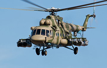 Над Гомелем три дня летает военный вертолет Ми-8