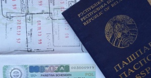 Евросоюз может приостановить выдачу виз белорусам