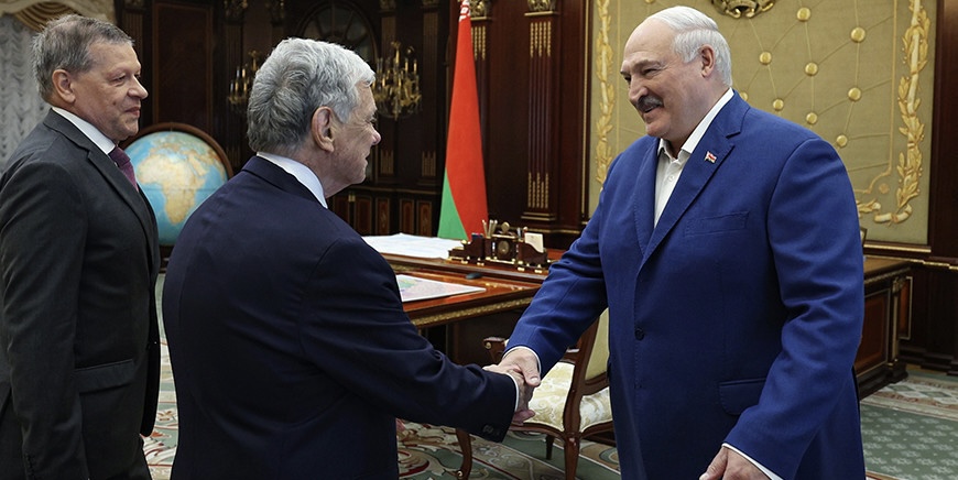 Лукашенко помиловал 52 заключенных. Кого освободили?