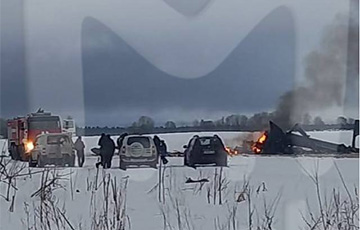 В Ленинградской области РФ разбился вертолет