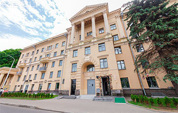 В центре Минска продается квартира известного композитора