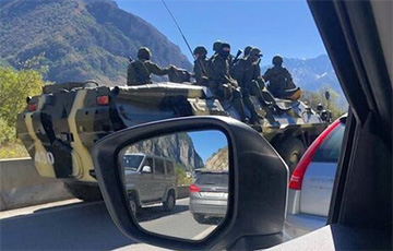 Московитские силовики пригнали бронетранспортер к границе с Грузией