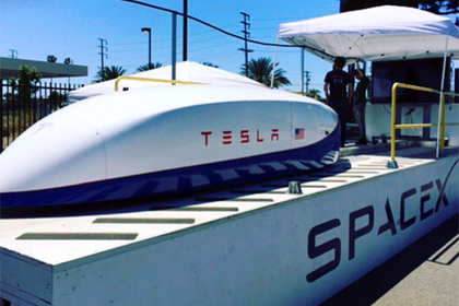 SpaceX разогнала Tesla в Hyperloop до рекордной скорости