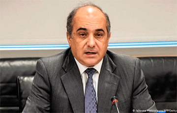 Спикер парламента Кипра ушел в отставку из-за скандала с «золотыми паспортами»