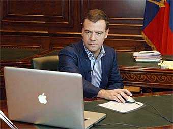 Число читателей видеоблога Медведева превысило 20 тысяч человек