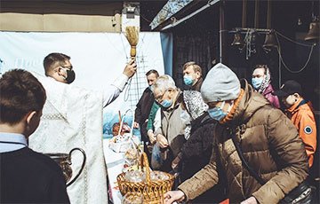 Как в православных храмах верующие отметили Великую субботу: фоторепортаж