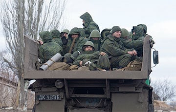 Оккупанты бегут: на границе Донецкой области с РФ образовалась огромная пробка