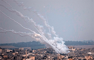 Израиль подвергся мощному обстрелу из сектора Газа