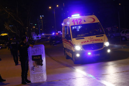 Число погибших при взрыве в центре Анкары выросло до 20