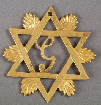 Коллекцию масонских знаков и символов XVIII-XIX веков можно будет увидеть на выставке в Гомеле