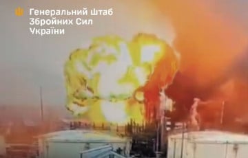Морской порт в Усть-Луге и НПЗ в Сызрани: Генштаб ВСУ подтвердил удачную атаку дронов на РФ