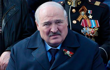 Холуйское унижение Лукашенко