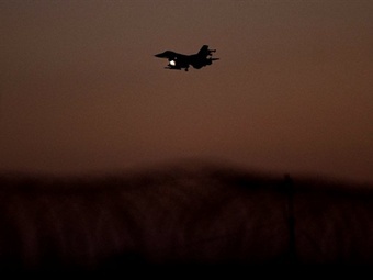 Пентагон назвал число участвующих в налетах на Ливию самолетов