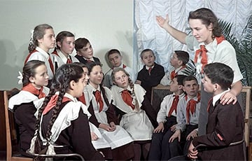 Беларусские школы возвращаются в СССР
