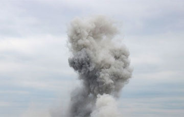 В Белгородской области раздаются взрывы и виден дым