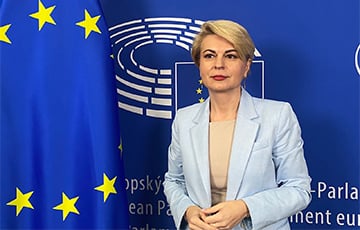 Наталья Радина: Сегодня диктатора могут арестовать в собственной спальне