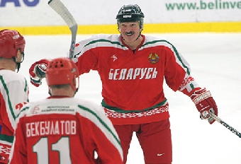 Хоккейная команда Президента Беларуси проиграла дружине Минской области в матче республиканских любительских соревнований