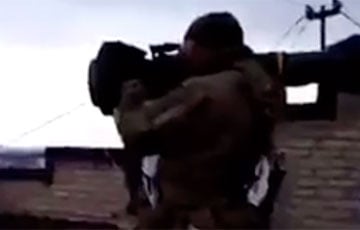 Украинские бойцы показали, как уничтожают технику врага из гранатомета NLAW