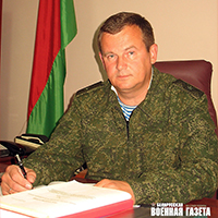 Глава Минобороны Беларуси обсудил с послом РФ военно-политическую обстановку
