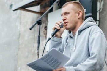 СМИ: Сына беларусского проповедника не депортируют в Беларусь