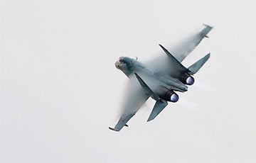 Видеофакт: Московитский боевой самолет исчезает с радаров над Бахмутом