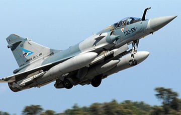 Появились первые кадры ударов Mirage-2000 по позициям РФ