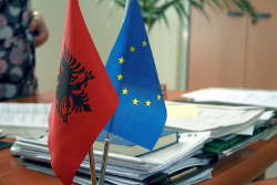 Албания получит статус кандидата на вступление в ЕС