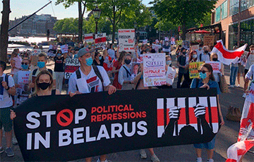 Фотофакт: Амстердам солидарен с Беларусью