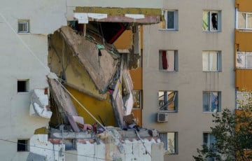 В Бухаресте прогремел мощный взрыв в многоэтажке