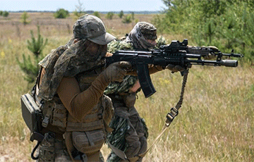 В Украине создали уникальный плащ-невидимку для военных