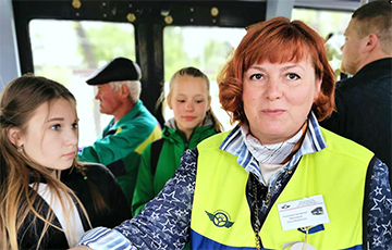 Как кондуктор троллейбуса в Могилеве учит белорусскому языку пассажиров