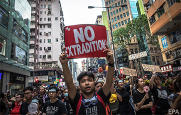 Фотофакт: На протесты в Гонконге вышло около двух миллионов человек
