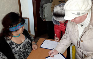 Активистка из Витебска собрала полторы тысячи подписей за отмену декрета о «тунеядцах»