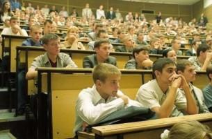 Высшее образование в Беларуси превращается в фарс