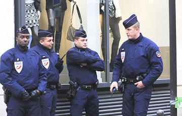 Во Франции полицейские проведут забастовку