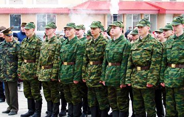 Военнослужащих внутренних войск Беларуси будут обучать в Росгвардии