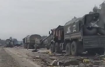 Украинские военные уничтожили колонну танков, ехавшую из Крыма в Херсонскую область