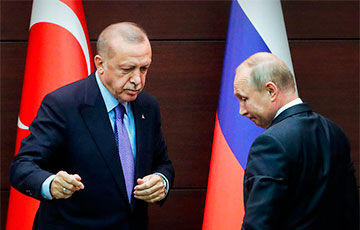 «Между Турцией и Московией война»: переводчик допустил эпическую ошибку на встрече Путина и Эргодана