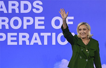 Politico: Ультраправые во Франции пытаются дистанцироваться от Московии