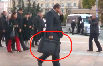 Что нес в чемодане телохранитель Мадуро в Минске?