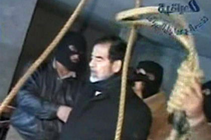 Орудие казни Саддама Хусейна продадут дороже семи миллионов долларов