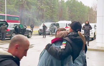 Как Украина встречала героев, освобожденных из беларусской тюрьмы